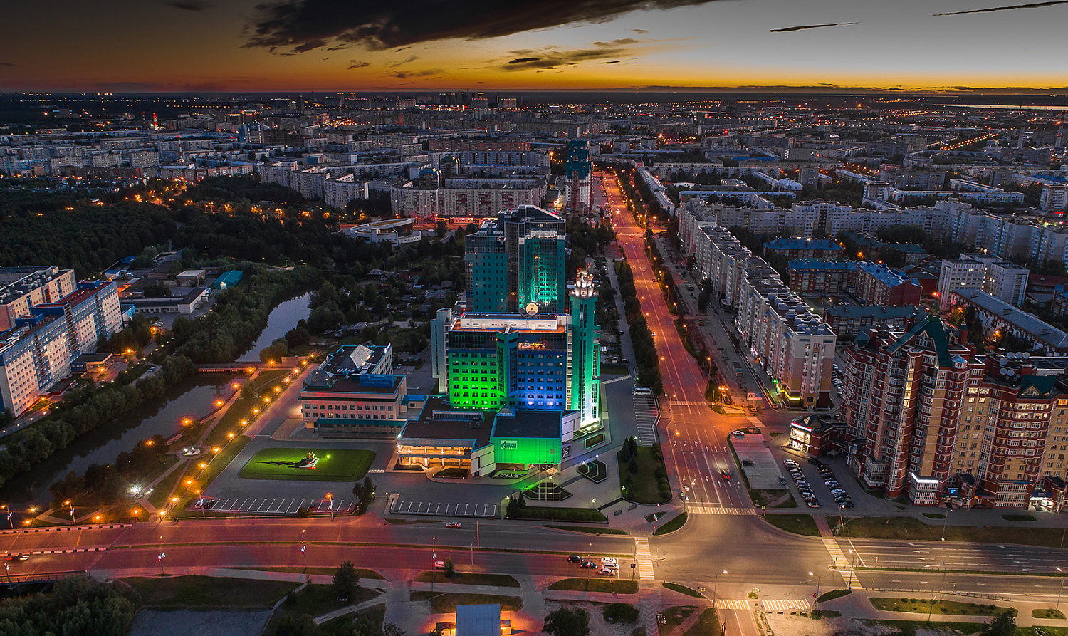 Офисное здание Газпром Трансгаз Сургут